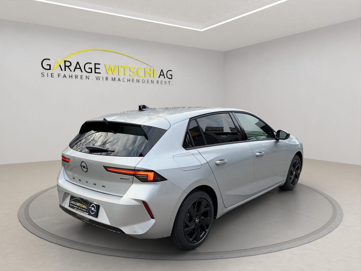 OPEL Astra L 1.6 Turbo PHEV Swiss Plus HYBRID