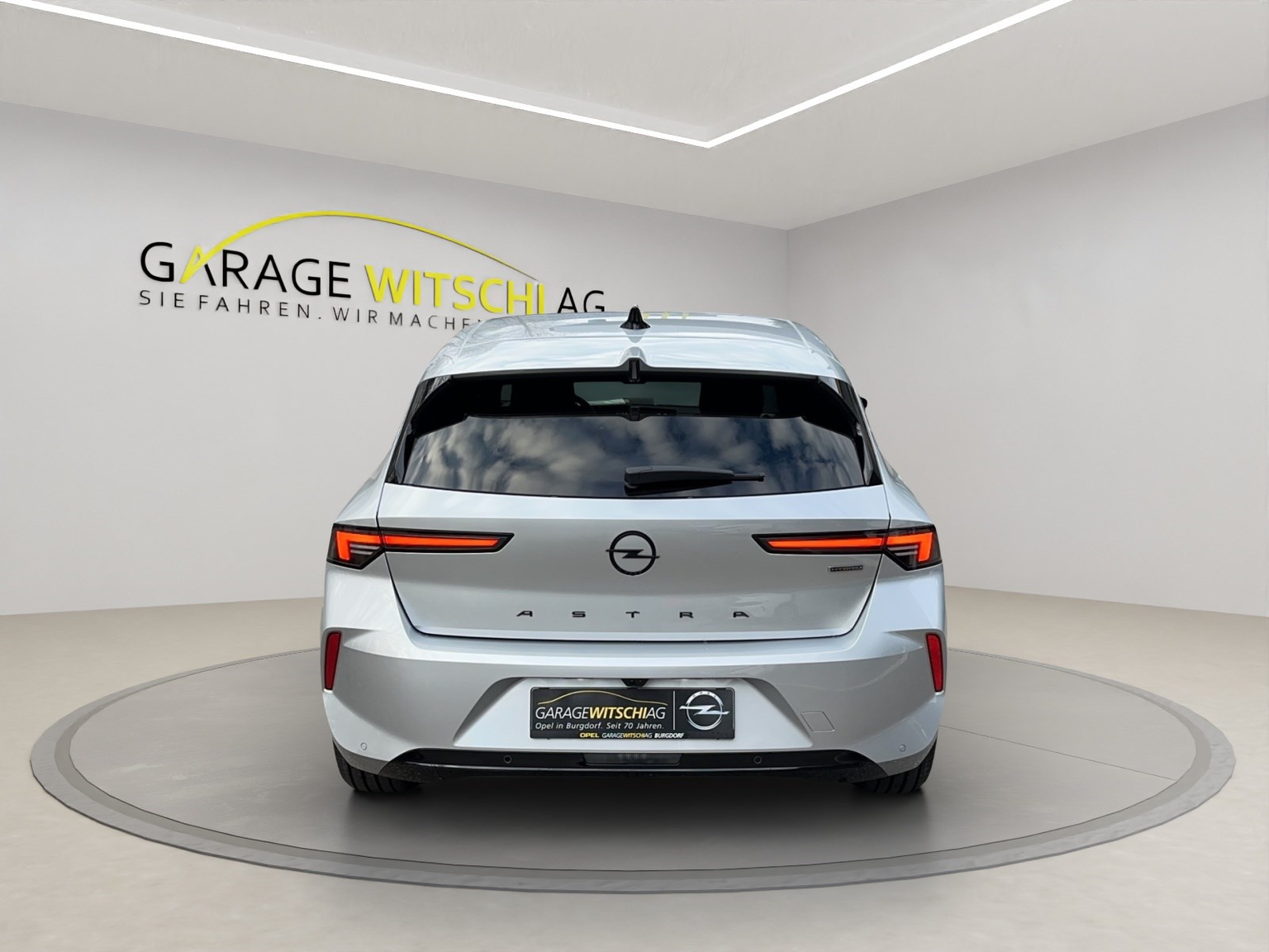 OPEL Astra L 1.6 Turbo PHEV Swiss Plus HYBRID