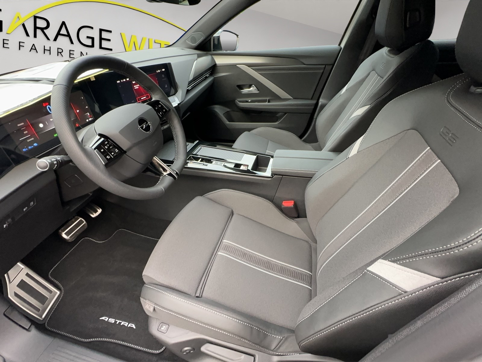OPEL Astra L 1.6 Turbo PHEV Swiss Plus HYBRID