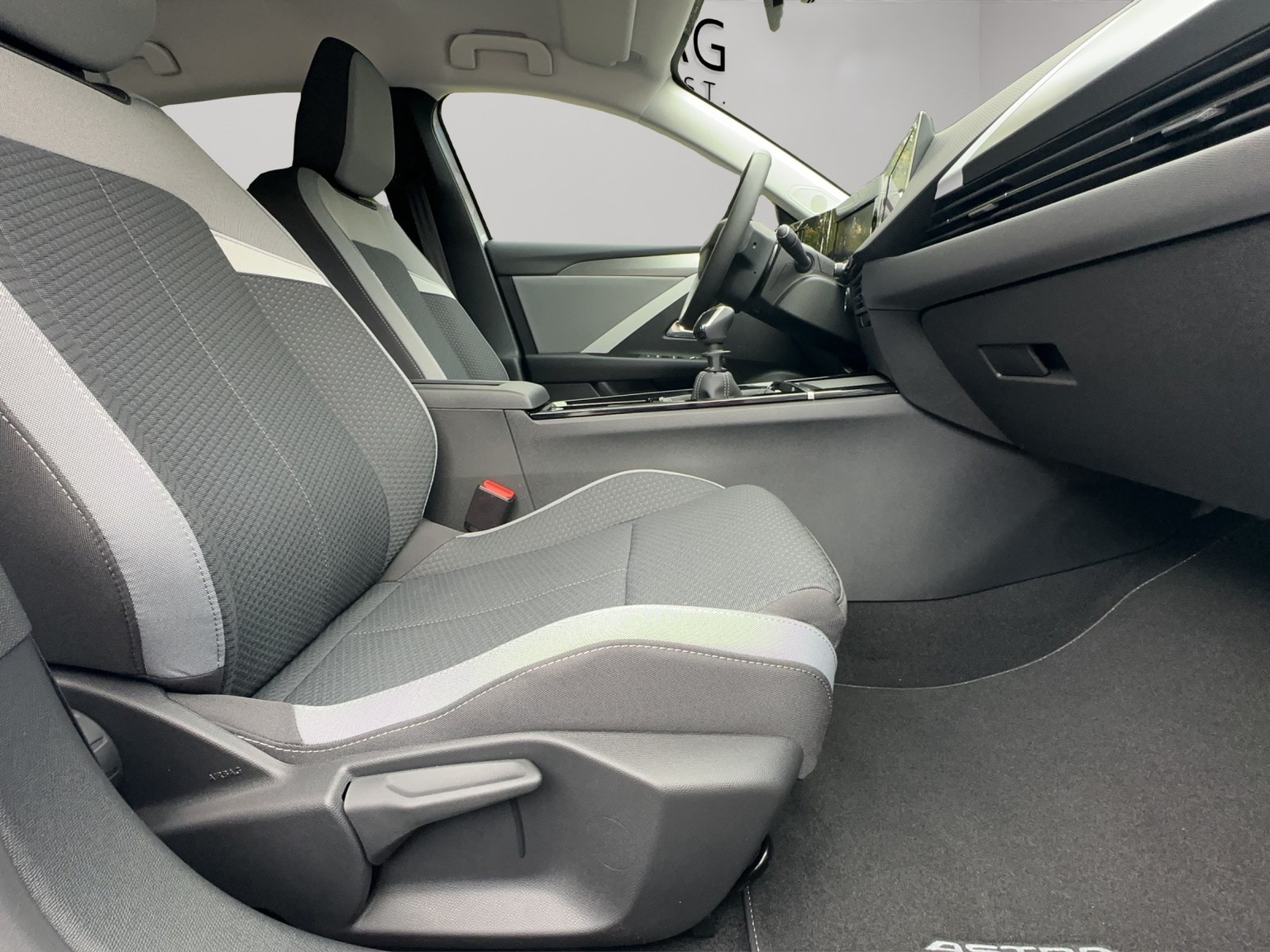 OPEL Astra L 1.2 Turbo Swiss