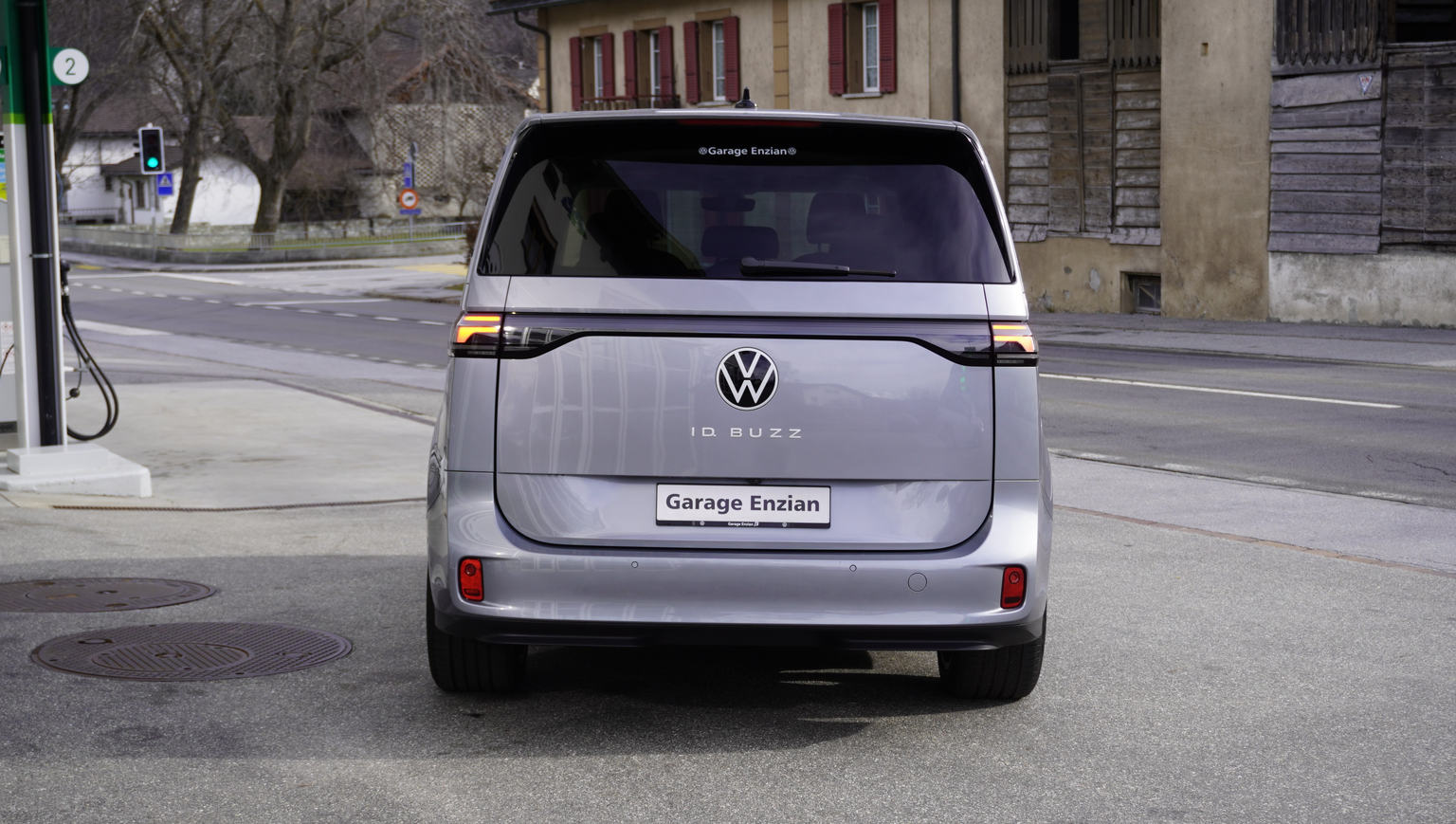 VW ID.Buzz Pro