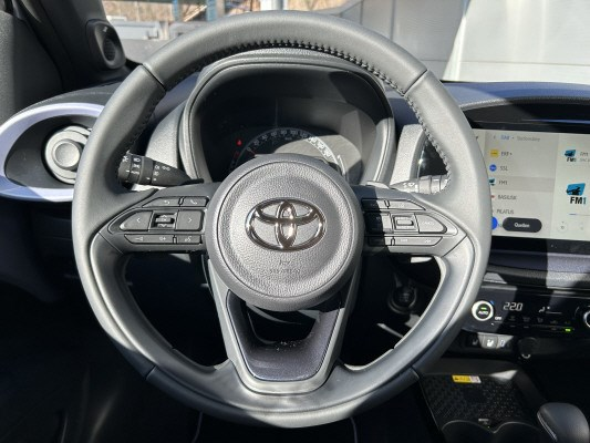 TOYOTA Aygo X 1.0 VVT-i JBL CVT