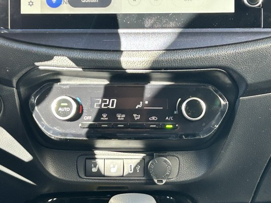 TOYOTA Aygo X 1.0 VVT-i JBL CVT
