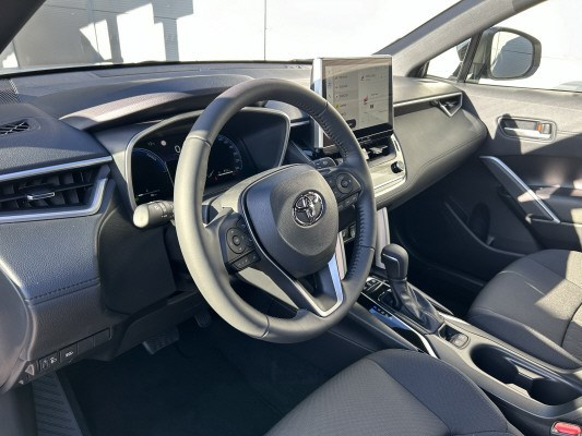 TOYOTA Corolla Cross 4WD Comfort