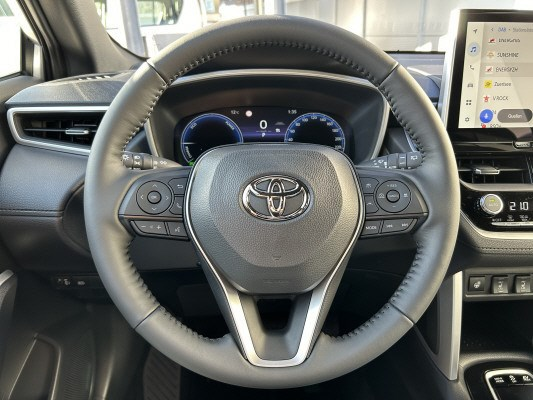 TOYOTA Corolla Cross 4WD Comfort
