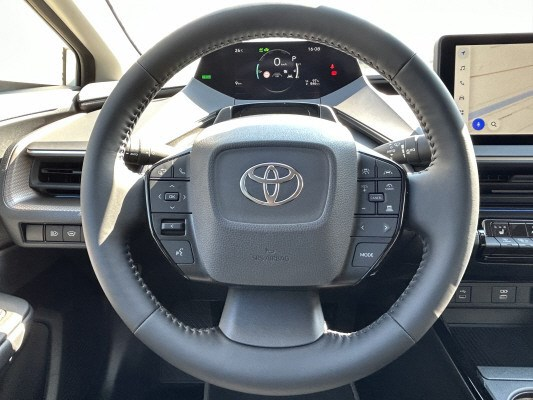 TOYOTA Prius 2.0 VVT-i PiH Style