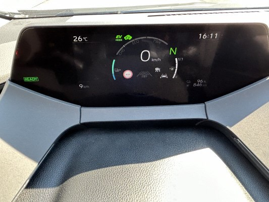 TOYOTA Prius 2.0 VVT-i PiH Style