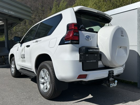 TOYOTA LandCruiser 2.8TD Active