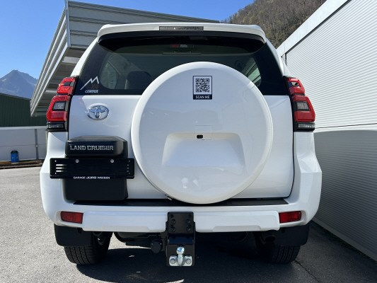 TOYOTA LandCruiser 2.8TD Active