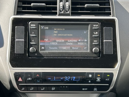 TOYOTA LandCruiser 2.8TD Active