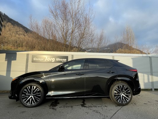 LEXUS RZ 450e 71,4 Excellence