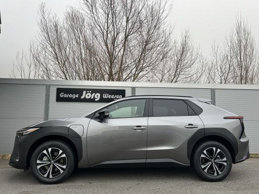TOYOTA bZ4X Style 71,4 kWh 4WD