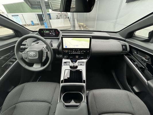TOYOTA bZ4X Style 71,4 kWh 4WD