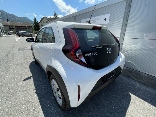 TOYOTA Aygo X 1.0 VVT-i Cmf Cmf