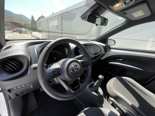 TOYOTA Aygo X 1.0 VVT-i Cmf Cmf