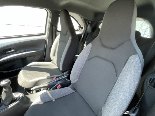 TOYOTA Aygo X 1.0 VVT-i Cmf Cmf