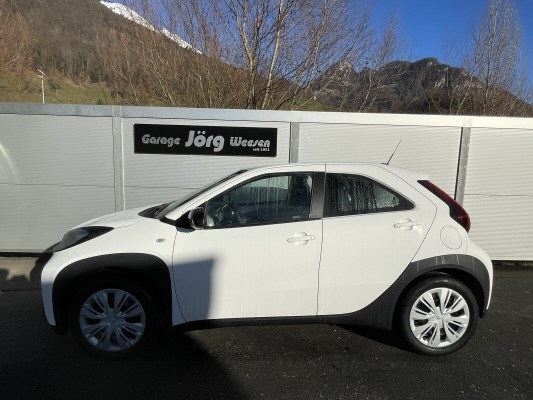 TOYOTA Aygo X 1.0 VVT-i Cmf Cmf