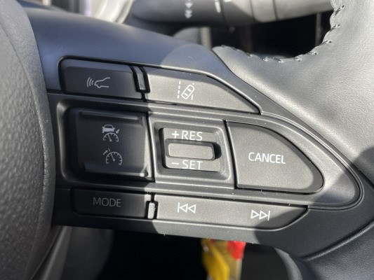 TOYOTA Aygo X 1.0 VVT-i Cmf Cmf