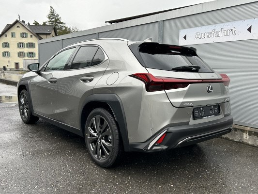LEXUS UX 250h E-Four F Line