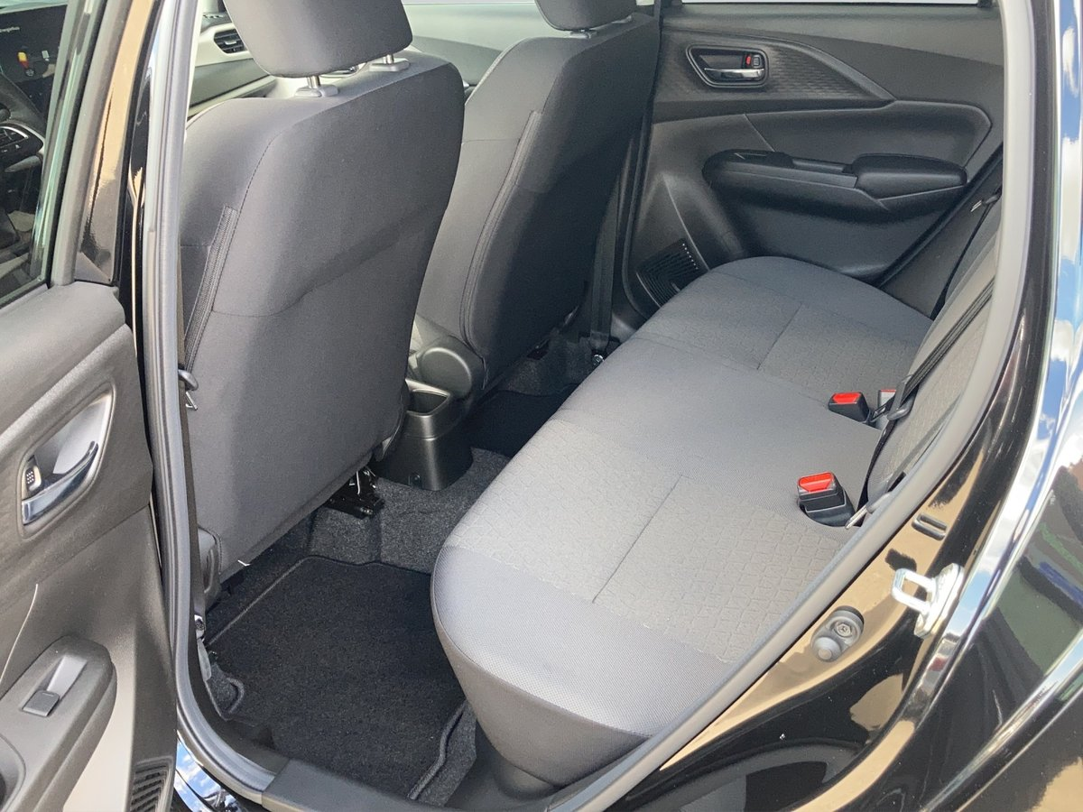 SUZUKI Swift 1.2 1st Edition Top Hybrid 4x4