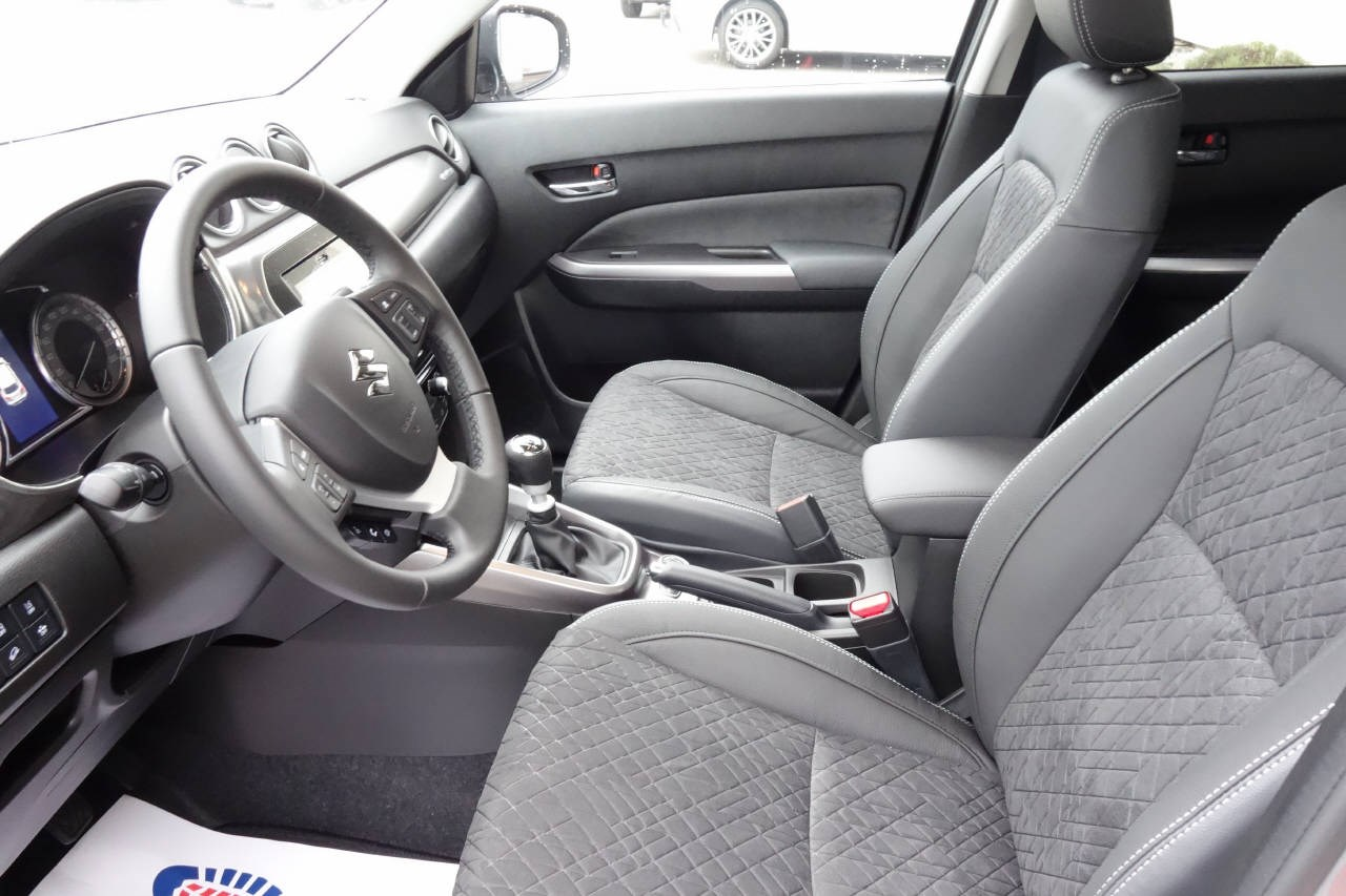 SUZUKI Vitara 1.4 T Compact Top Hybrid 4x4