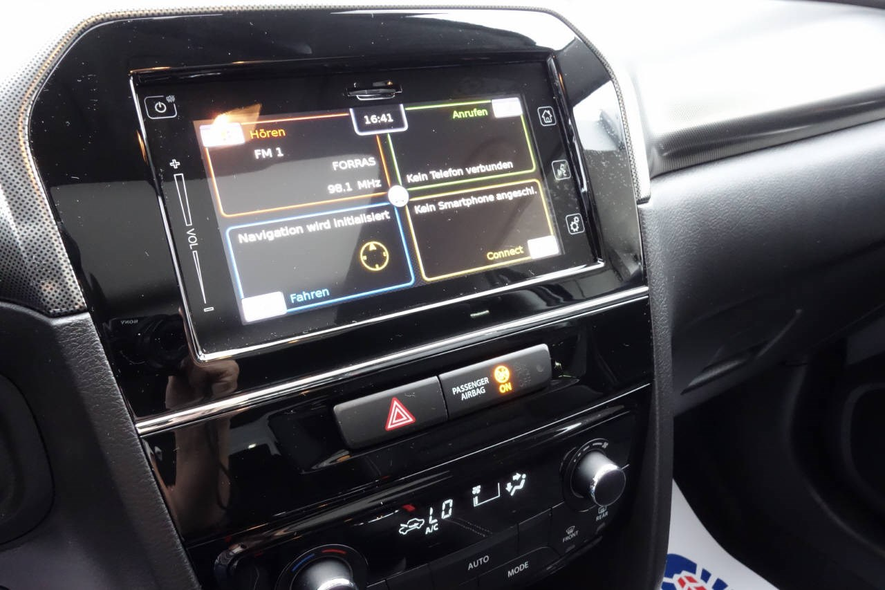 SUZUKI Vitara 1.4 T Compact Top Hybrid 4x4