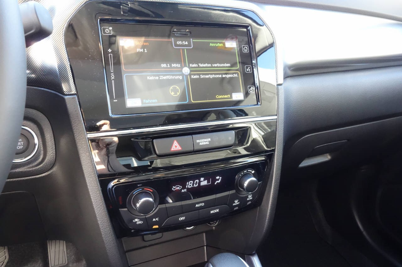 SUZUKI Vitara 1.5 Compact Top Hybrid 4x4