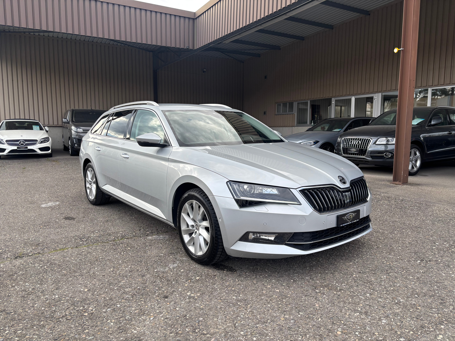 SKODA Superb Combi 2.0 TSI Style DSG