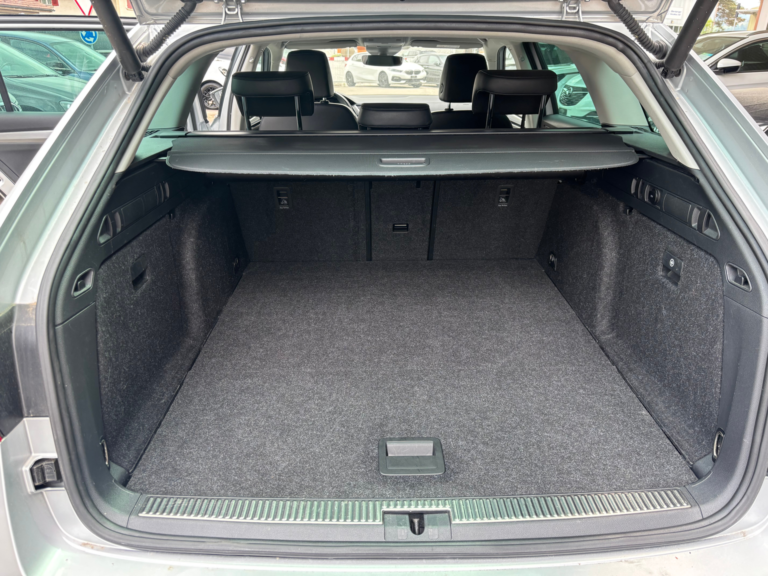 SKODA Superb Combi 2.0 TSI Style DSG