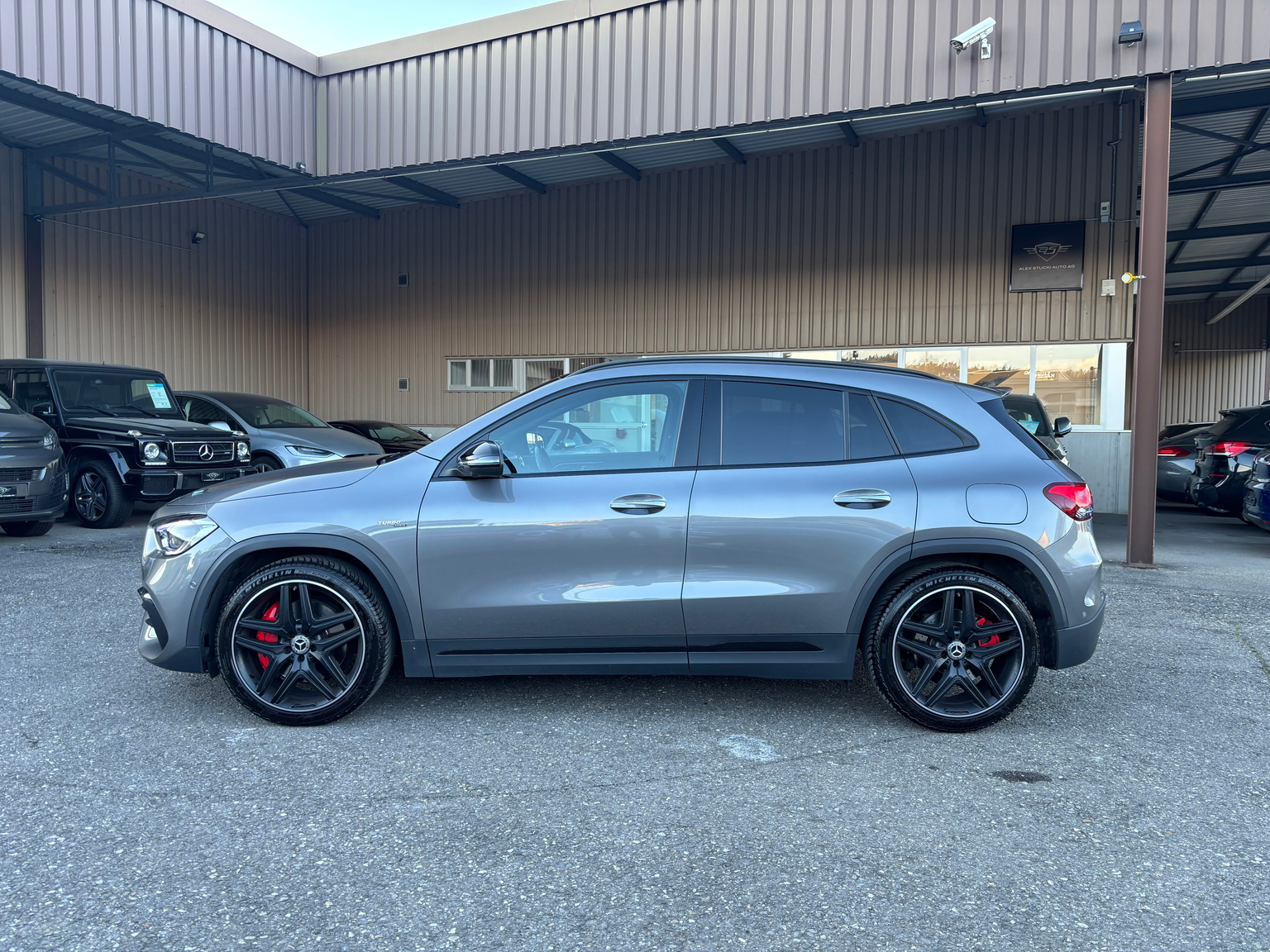 MERCEDES-BENZ GLA 35 AMG 4Matic 8G-Speedshift DCT