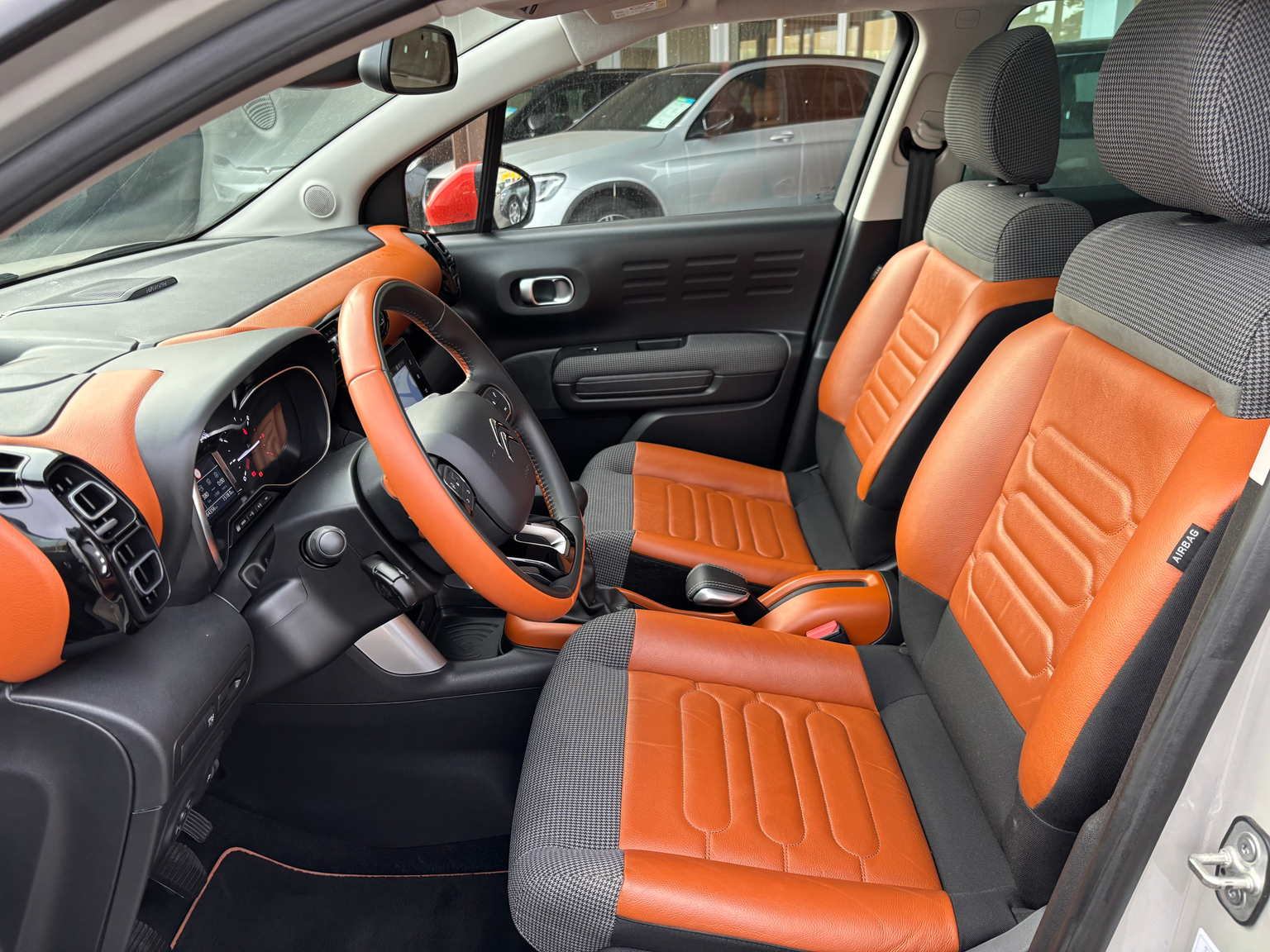 CITROEN C3 Aircross 1.2i PureTech Shine