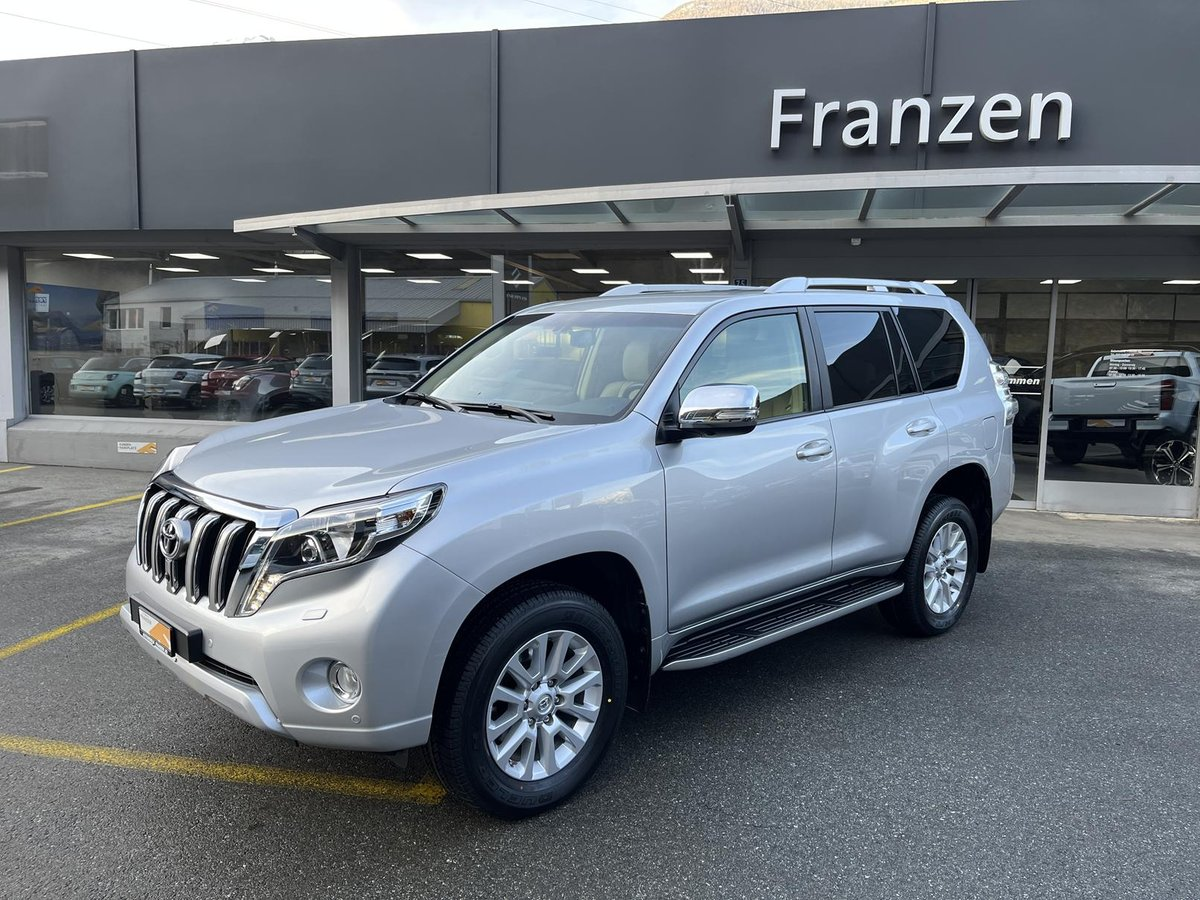 TOYOTA Land Cruiser 2.8 D Linea Sol