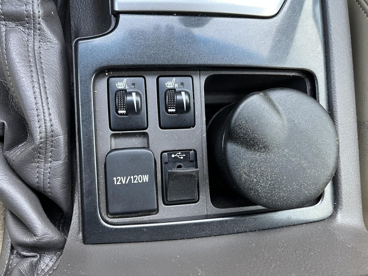 TOYOTA Land Cruiser 2.8 D Linea Sol