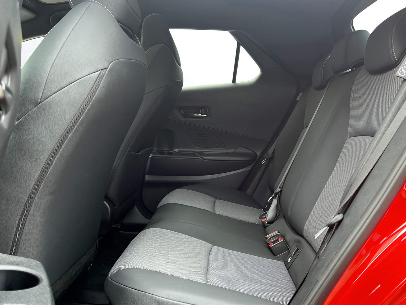 TOYOTA C-HR 2.0 PHEV CVT Style