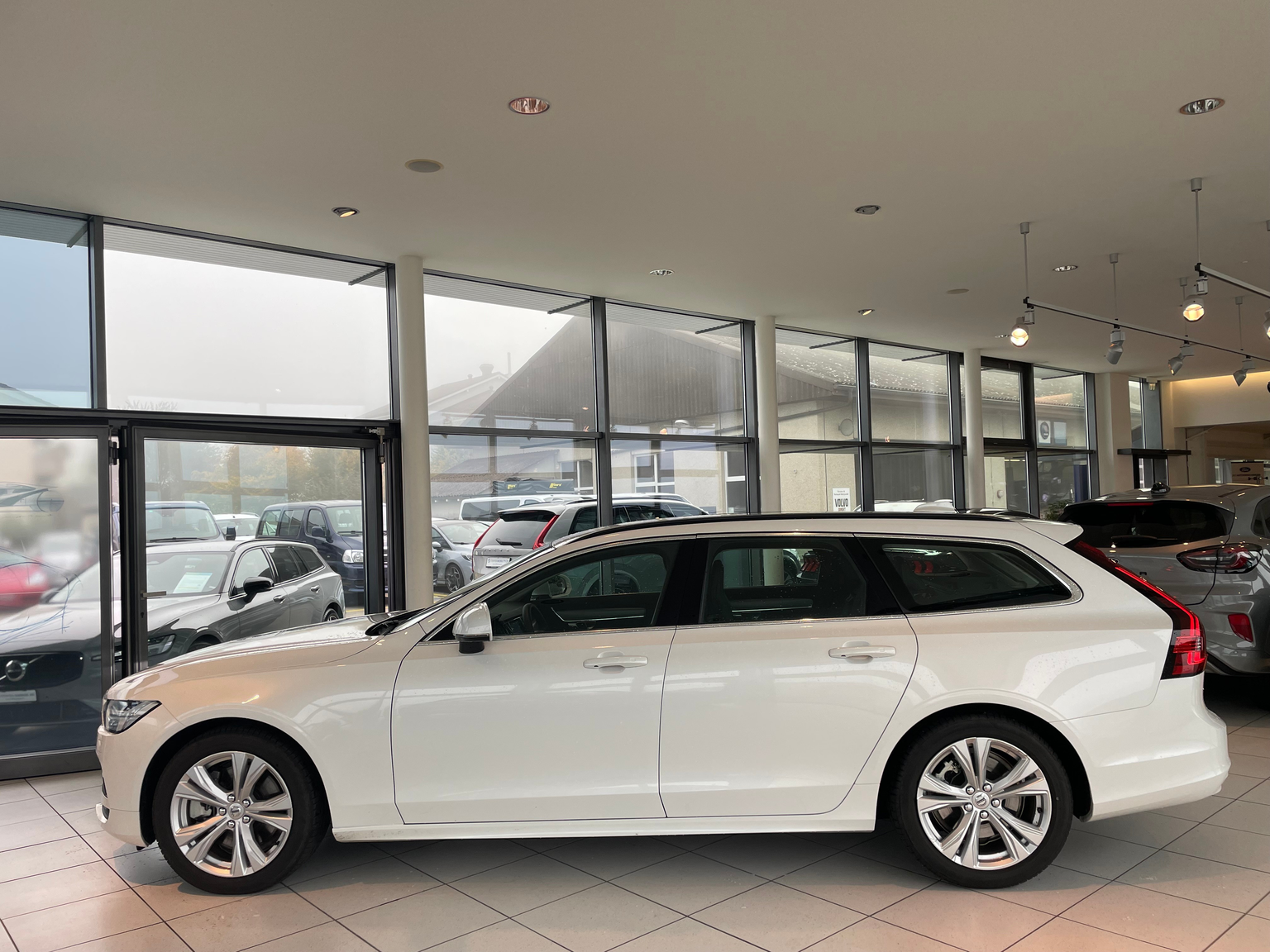 VOLVO V90 B4 MHD Core