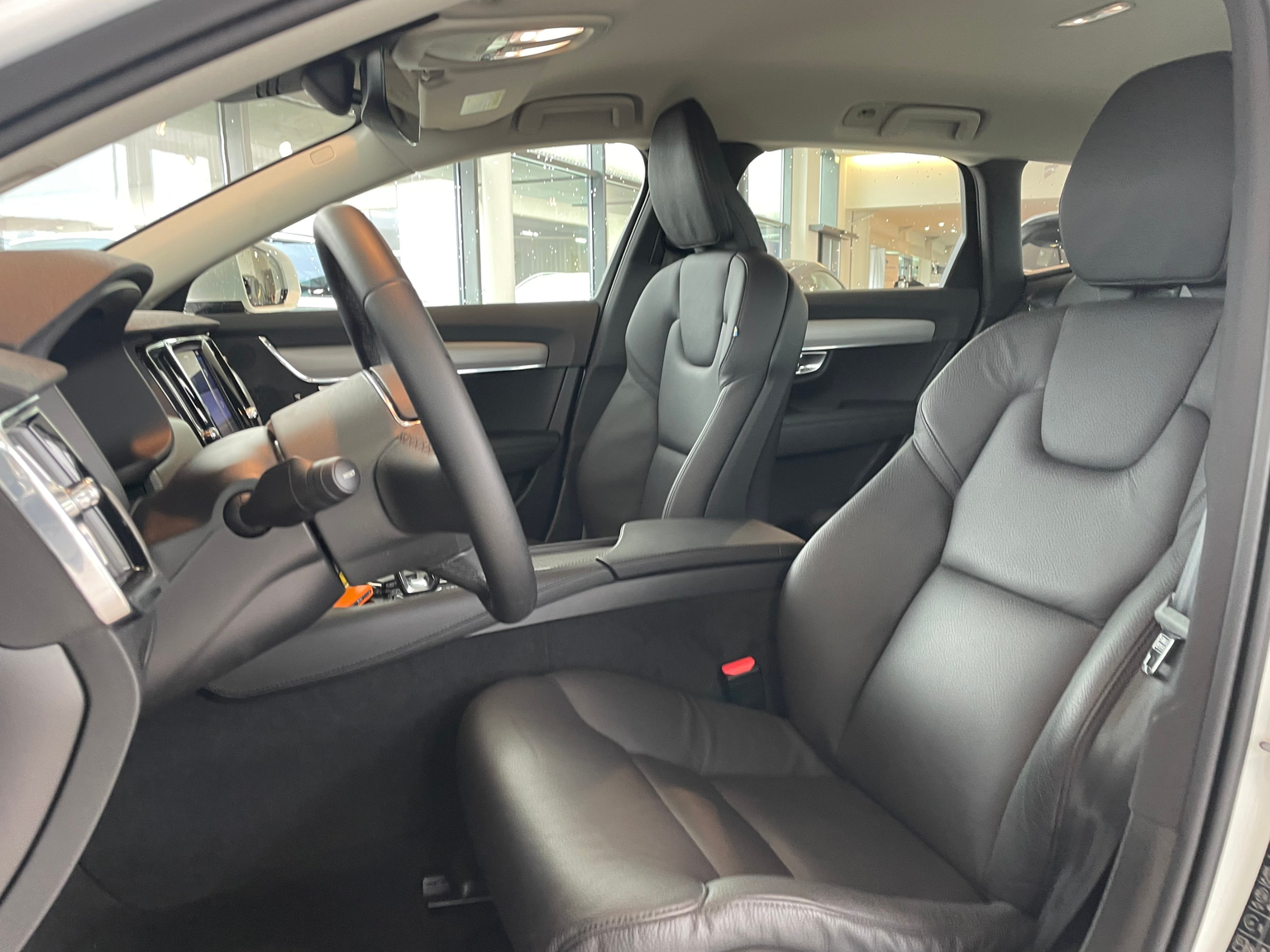 VOLVO V90 B4 MHD Core