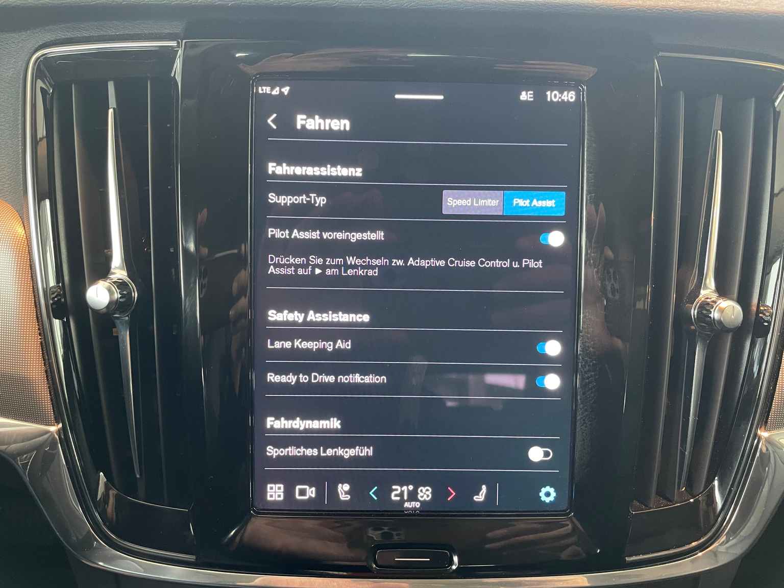 VOLVO V90 B4 MHD Core