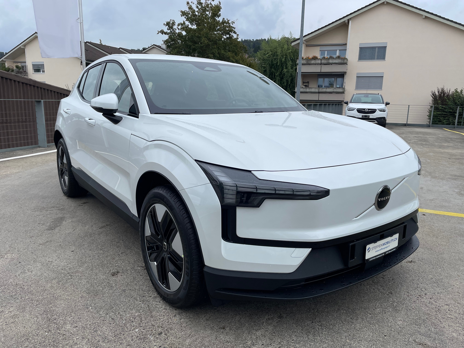 VOLVO EX30 E40 51kWh Core