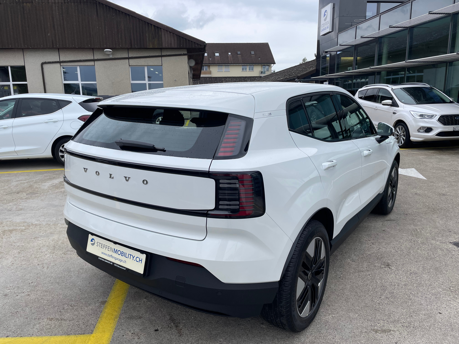 VOLVO EX30 E40 51kWh Core