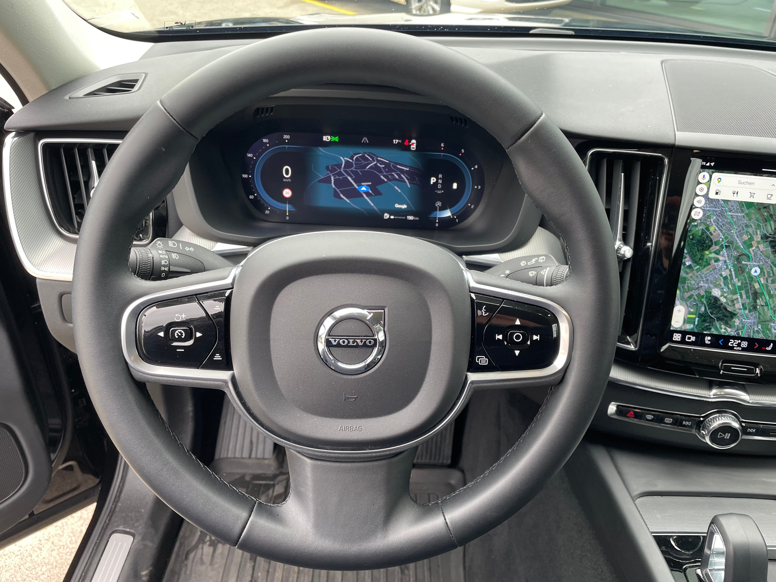 VOLVO XC60 B4 D Plus Dark