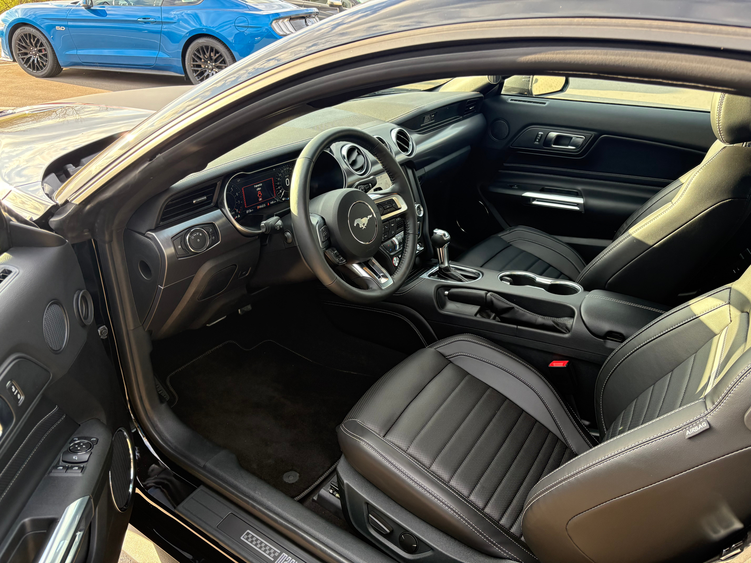 FORD Mustang Coupé 5.0 V8 Mach 1