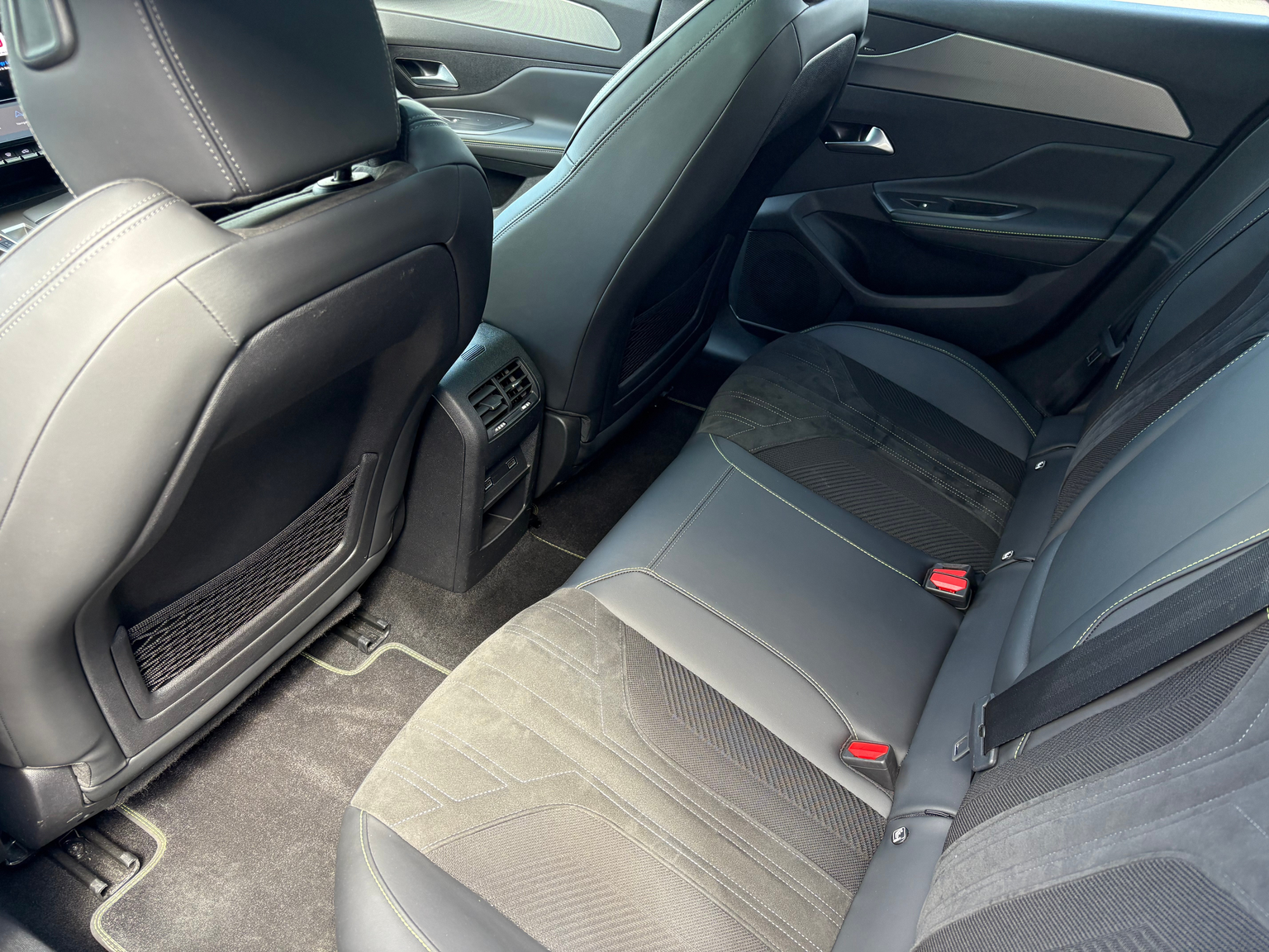 PEUGEOT 308 SW 1.6 PHEV 225 GT