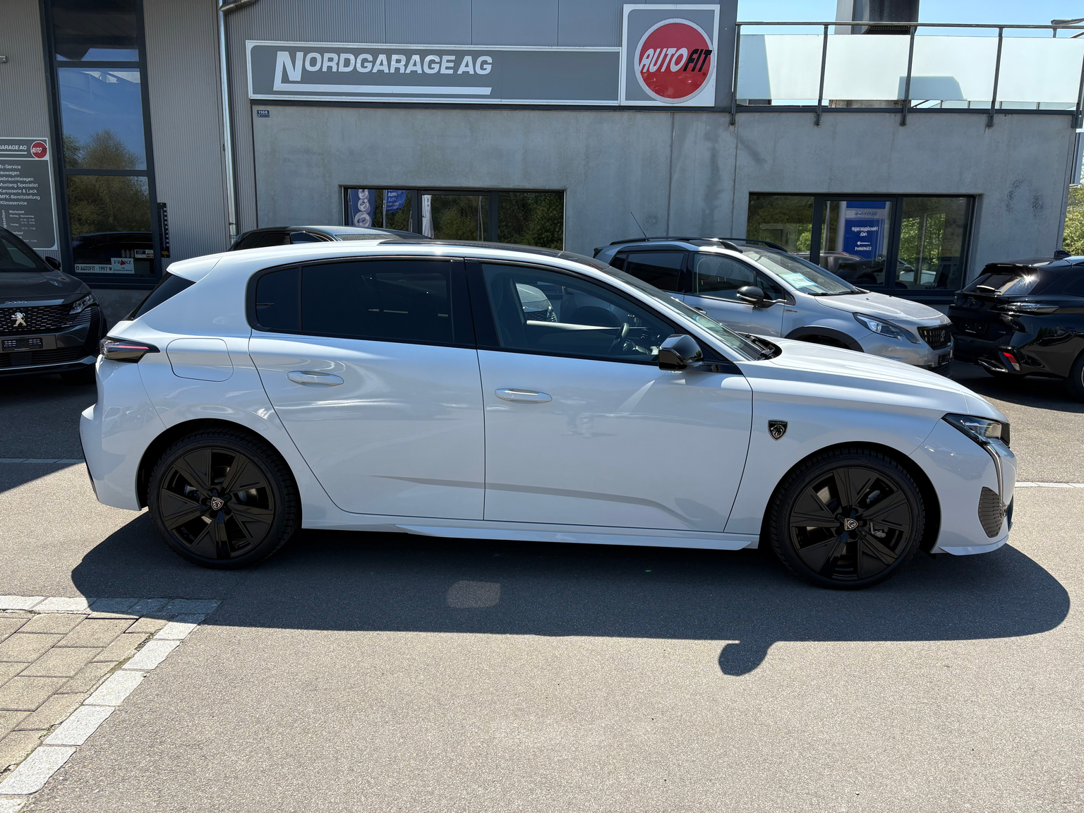 PEUGEOT 308 1.6 PHEV 225 GT