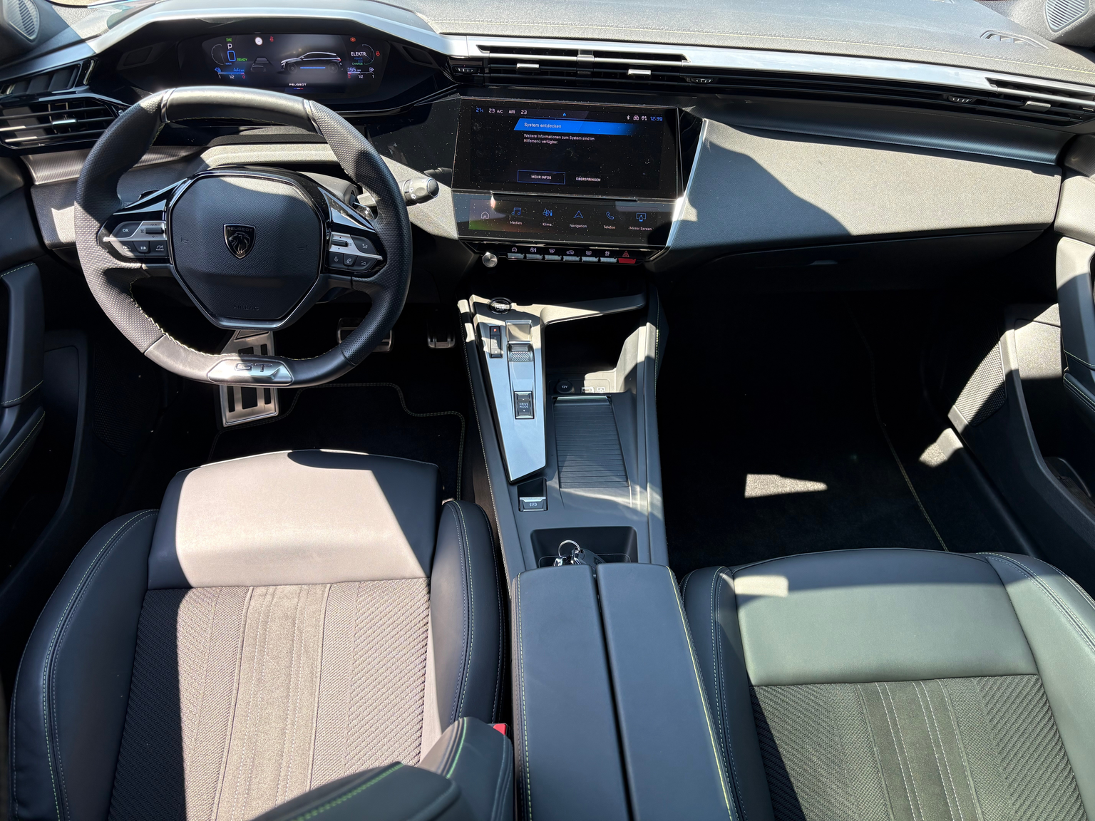 PEUGEOT 308 1.6 PHEV 225 GT