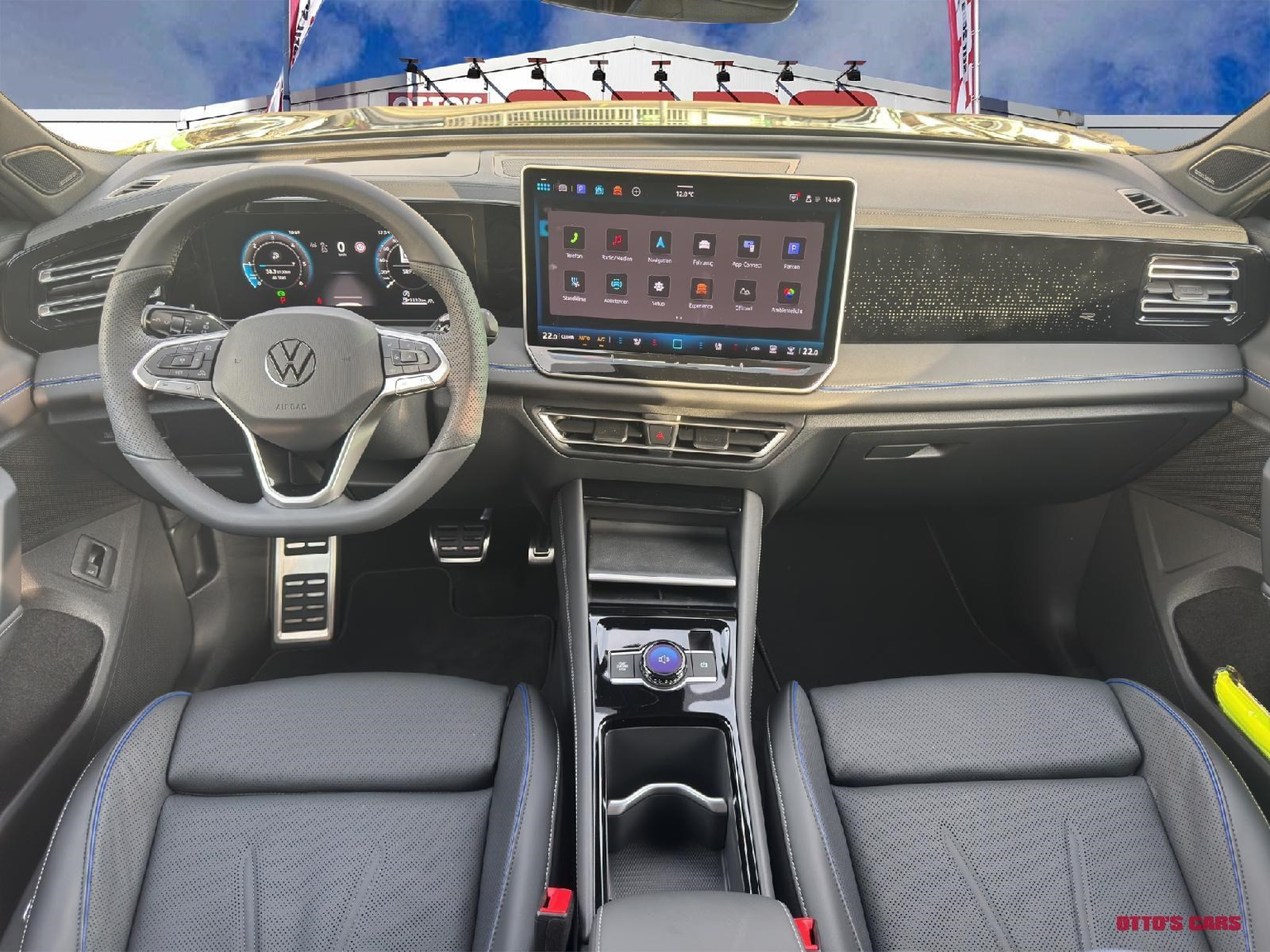 VW Tiguan NEW 2.0 TDI SCR R-Line DSG 4motion *Anhängevorrichtung*Panoramadach*Standheizung* 2025