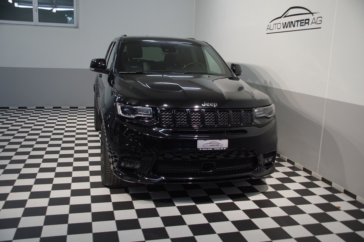 JEEP Grand Cherokee 6.4 V8 HEMI SRT8 Automatic