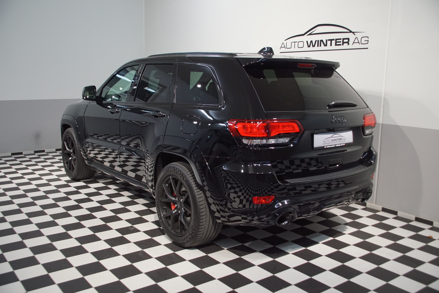 JEEP Grand Cherokee 6.4 V8 HEMI SRT8 Automatic