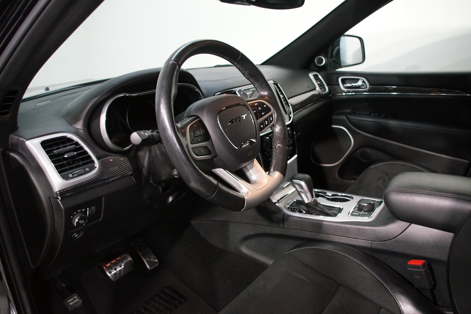 JEEP Grand Cherokee 6.4 V8 HEMI SRT8 Automatic