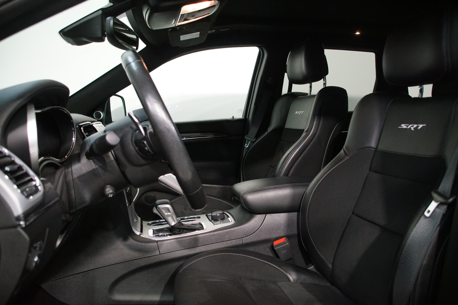 JEEP Grand Cherokee 6.4 V8 HEMI SRT8 Automatic