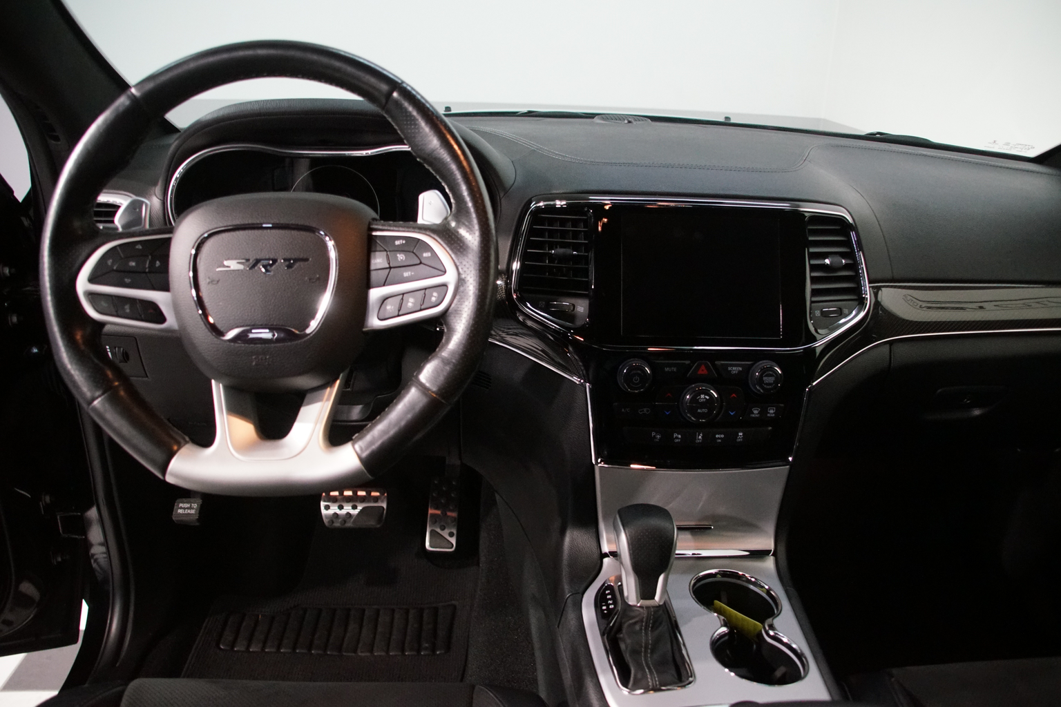 JEEP Grand Cherokee 6.4 V8 HEMI SRT8 Automatic